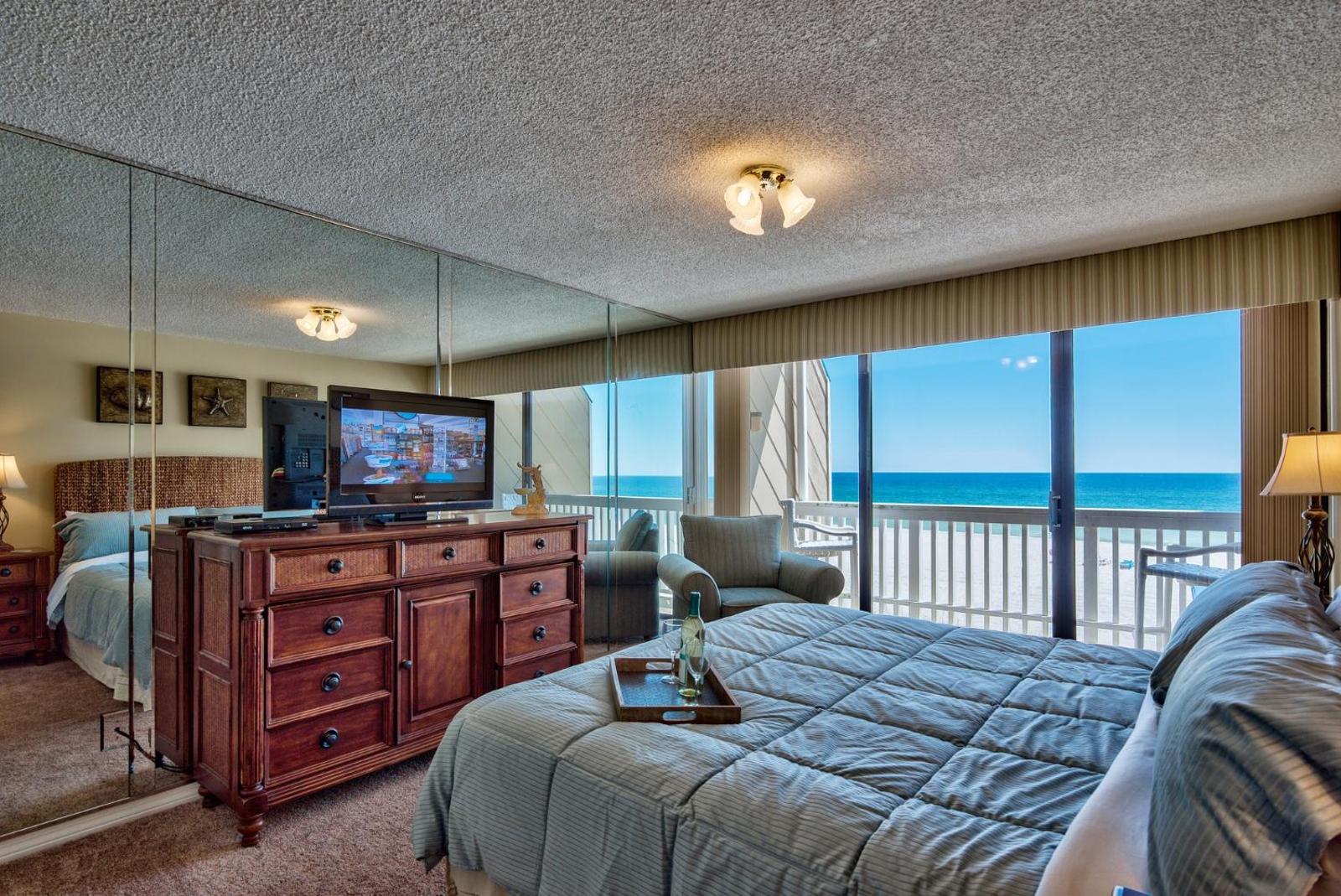 Pirate Cove Villa 117 - 825255 Main image 1