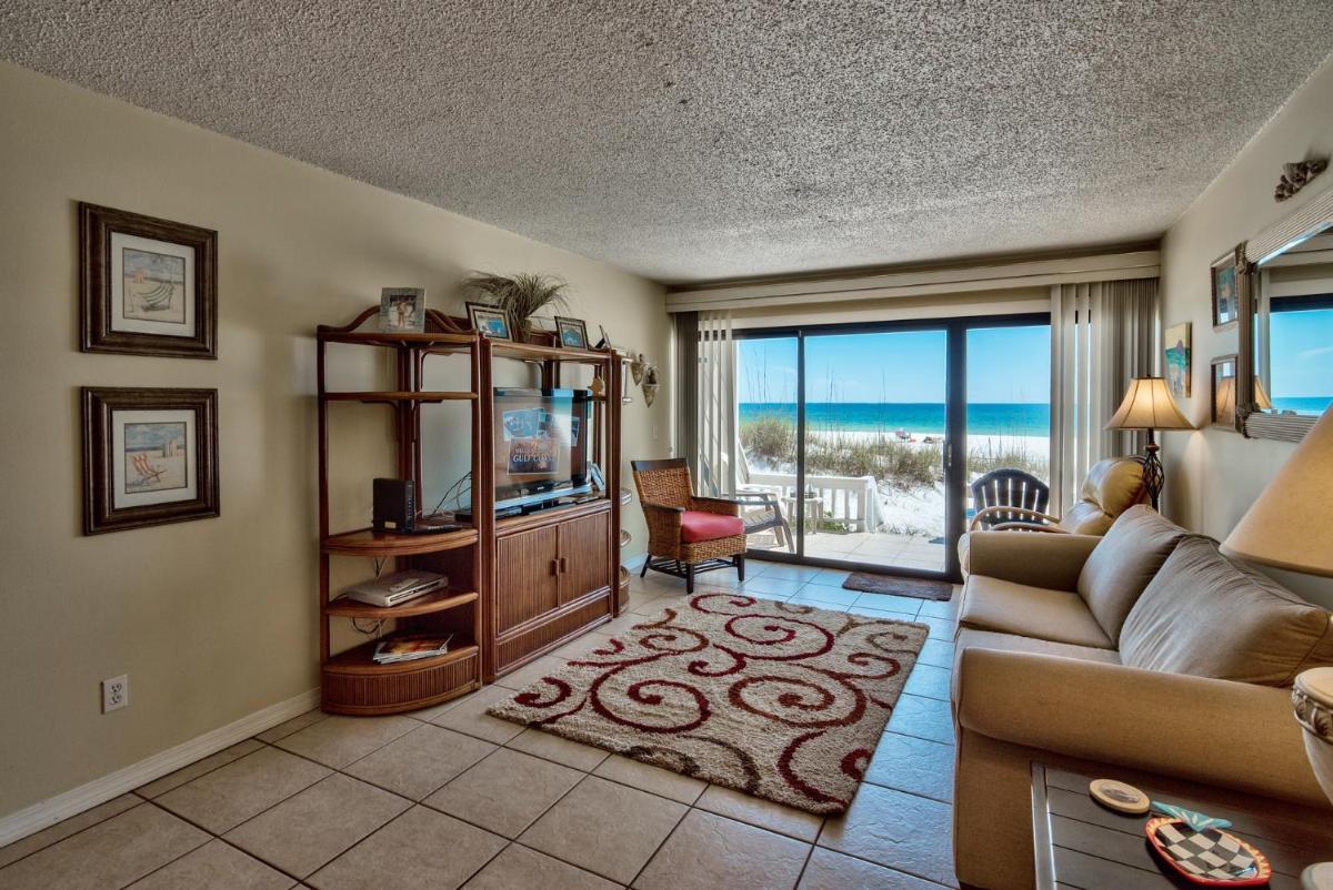 Popular attractions Area Nearby Property